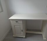 Simple and professional: wooden offices for the atmosphere