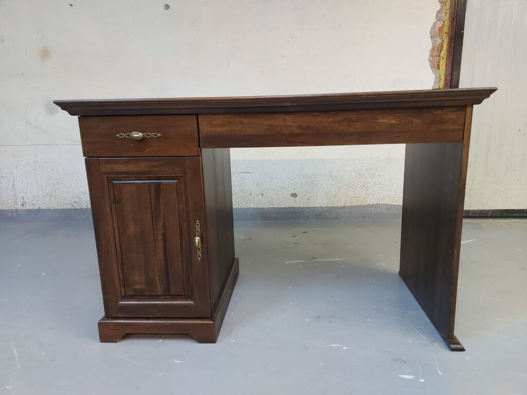 Office Louis Solid Wood Lime